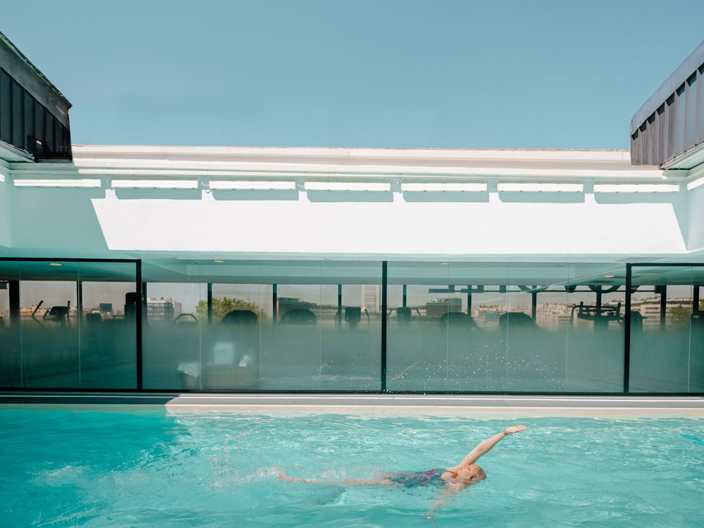 Piscine du Novotel Paris Tour Eiffel